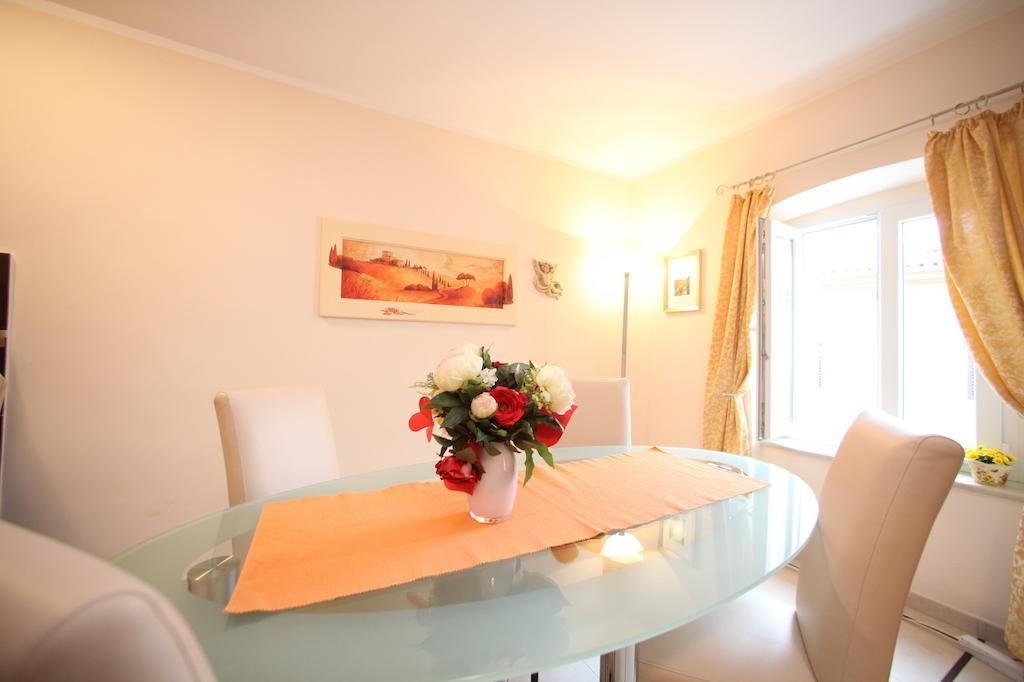 Holiday Home Villa Bella Vrsar Quarto foto